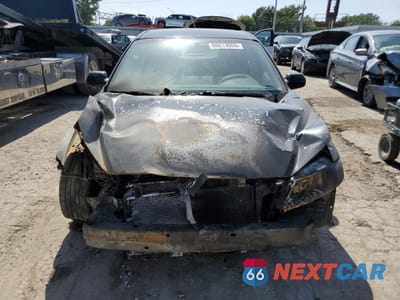 Piąte zdjęcie samochodu w środku: 2004 MAZDA 6 S VIN:1YVFP80D145N25952 - miniatura