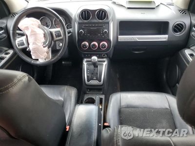 Zdjęcie 8 z 16 samochodu: 2016 JEEP COMPASS LATITUDE VIN:1C4NJCEB6GD664627 - miniatura