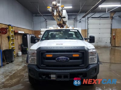Piąte zdjęcie samochodu w środku: 2015 FORD F450 SUPER DUTY VIN:1FDUF4HY7FEA90093 - miniatura