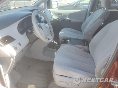 Zdjęcie 7 z 15 samochodu: 2012 TOYOTA SIENNA LE VIN:5TDKK3DC2CS254920 - miniatura