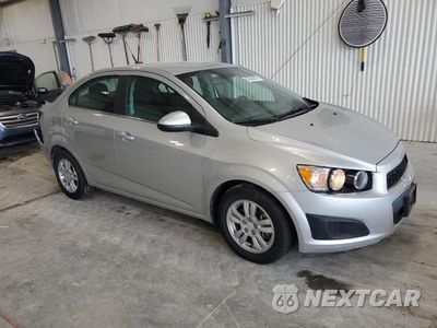 Czwarte zdjęcie samochodu z boku: 2012 CHEVROLET SONIC LT VIN:1G1JC5SH9C4107467 - miniatura