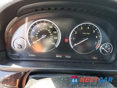Zdjęcie 9 z 12 samochodu: 2014 BMW 535 XI VIN:WBA5B3C59ED537715 - miniatura