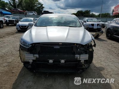 Piąte zdjęcie samochodu w środku: 2013 FORD FUSION SE HYBRID VIN:3FA6P0LU5DR229726 - miniatura