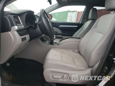 Zdjęcie 7 z 15 samochodu: 2015 TOYOTA HIGHLANDER LE VIN:5TDBKRFH2FS200016 - miniatura