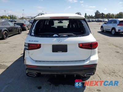 Zdjęcie 6 z 13 samochodu: 2023 MERCEDES-BENZ GLB 250 VIN:W1N4M4GB4PW332446 - miniatura