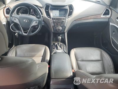 Zdjęcie 8 z 15 samochodu: 2017 HYUNDAI SANTA FE SE ULTIMATE VIN:KM8SRDHFXHU228666 - miniatura