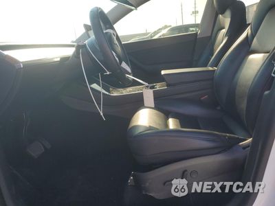 Zdjęcie 7 z 12 samochodu: 2020 TESLA MODEL Y VIN:5YJYGDEE6LF058565 - miniatura