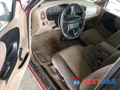 Zdjęcie 8 z 12 samochodu: 1998 MAZDA B2500 CAB PLUS VIN:4F4YR16C1WTM23829 - miniatura