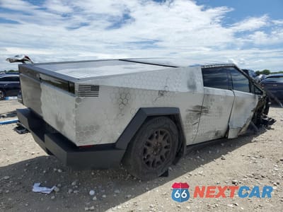 Trzecie zdjęcie samochodu z tyłu: 2024 TESLA CYBERTRUCK VIN:7G2CEHED4RA000603 - miniatura