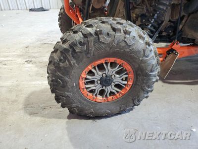 Piąte zdjęcie samochodu w środku: 2025 POLARIS RZR PRO R FACTORY ARMORED EDITION VIN:3NSRPP2K3SG072091 - miniatura