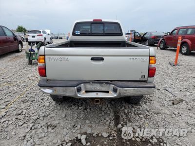 Zdjęcie 6 z 14 samochodu: 2001 TOYOTA TACOMA XTRACAB VIN:5TEWM72N11Z804891 - miniatura