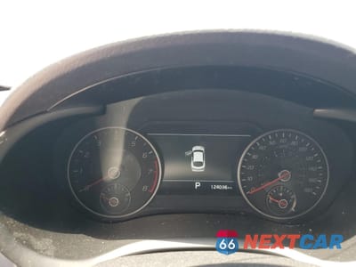 Zdjęcie 9 z 14 samochodu: 2018 KIA STINGER GT2 VIN:KNAE55LC9J6032273 - miniatura