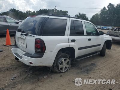 Trzecie zdjęcie samochodu z tyłu: 2005 CHEVROLET TRAILBLAZER LS VIN:1GNDS13S852183696 - miniatura