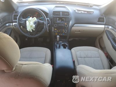 Zdjęcie 8 z 15 samochodu: 2017 FORD EXPLORER VIN:1FM5K8B80HGE28991 - miniatura