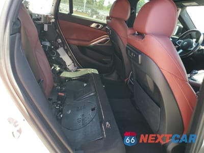 Zdjęcie 11 z 17 samochodu: 2022 BMW X6 XDRIVE40I VIN:5UXCY6C08N9K65769 - miniatura