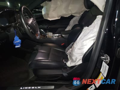 Zdjęcie 7 z 13 samochodu: 2019 LINCOLN CONTINENTAL SELECT VIN:1LN6L9TK1K5611241 - miniatura