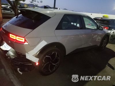 Trzecie zdjęcie samochodu z tyłu: 2022 HYUNDAI IONIQ 5 SE VIN:KM8KMDAF5NU054445 - miniatura