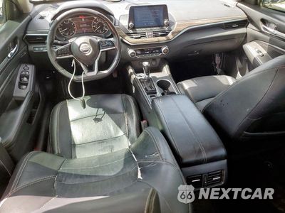 Zdjęcie 8 z 13 samochodu: 2019 NISSAN ALTIMA PLATINUM VIN:1N4BL4FV9KC155096 - miniatura