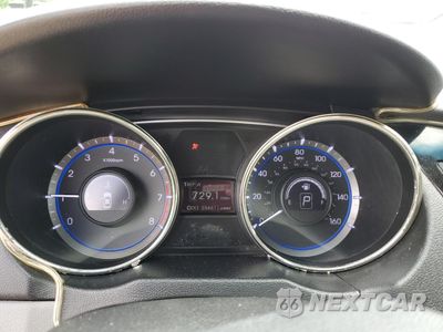 Zdjęcie 9 z 14 samochodu: 2012 HYUNDAI SONATA SE VIN:5NPEC4AC7CH451608 - miniatura