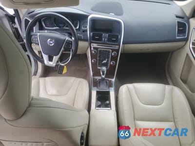 Zdjęcie 8 z 14 samochodu: 2014 VOLVO XC60 T6 VIN:YV4902DZXE2530710 - miniatura