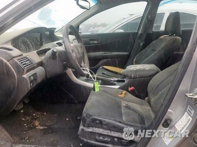 Zdjęcie 7 z 13 samochodu: 2014 HONDA ACCORD EXL VIN:1HGCR2F83EA151025 - miniatura