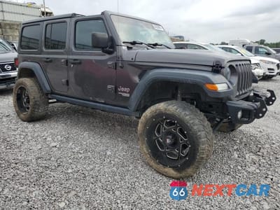 Czwarte zdjęcie samochodu z boku: 2018 JEEP WRANGLER UNLIMITED SPORT VIN:1C4HJXDG9JW253106 - miniatura