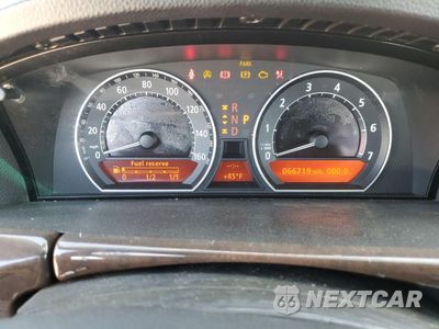 Zdjęcie 9 z 12 samochodu: 2006 BMW 750 LI VIN:WBAHN83506DT26549 - miniatura