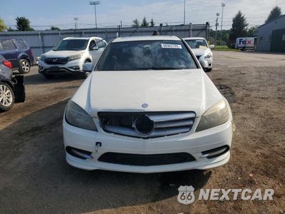 Piąte zdjęcie samochodu w środku: 2011 MERCEDES-BENZ C 300 4MATIC VIN:WDDGF8BB8BR133913 - miniatura