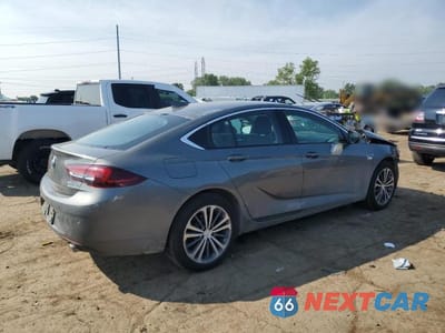 Trzecie zdjęcie samochodu z tyłu: 2018 BUICK REGAL PREFERRED II VIN:W04GM6SXXJ1088075 - miniatura