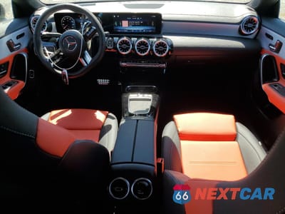 Zdjęcie 8 z 16 samochodu: 2025 MERCEDES-BENZ CLA 250 VIN:W1K5J4GB4SN553439 - miniatura