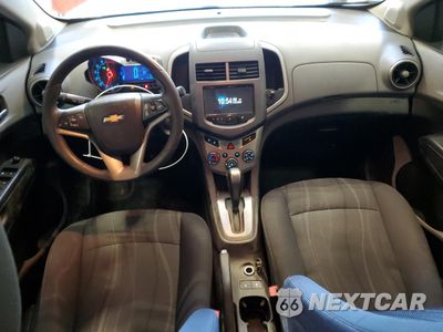 Zdjęcie 8 z 14 samochodu: 2013 CHEVROLET SONIC LT VIN:1G1JC6SB2D4130723 - miniatura