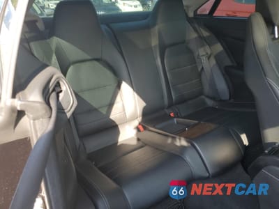 Zdjęcie 10 z 12 samochodu: 2011 MERCEDES-BENZ E 550 VIN:WDDKJ7CB4BF123270 - miniatura