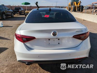 Zdjęcie 6 z 14 samochodu: 2018 ALFA ROMEO GIULIA TI VIN:ZARFAECN1J7593362 - miniatura