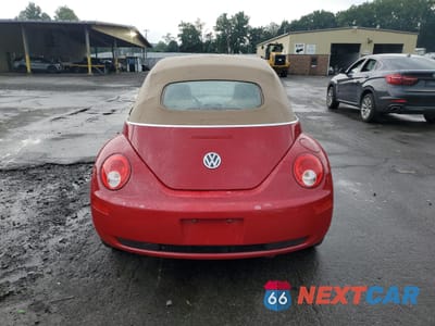 Zdjęcie 6 z 12 samochodu: 2006 VOLKSWAGEN NEW BEETLE CONVERTIBLE OPTION PACKAGE 1 VIN:3VWRF31Y86M306233 - miniatura
