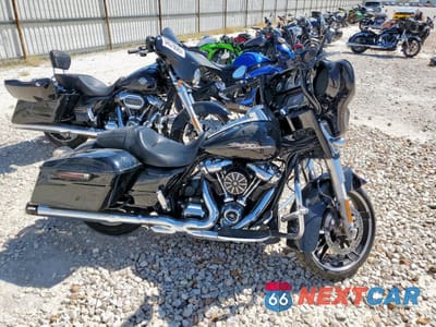 2017 HARLEY-DAVIDSON FLHXS STREET GLIDE SPECIAL 1HD1KRC18HB682292 - główne zdjęcie licytacji z USA - miniatura