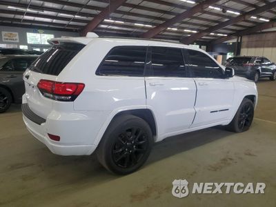 Trzecie zdjęcie samochodu z tyłu: 2017 JEEP GRAND CHEROKEE SRT-8 VIN:1C4RJFDJ1HC728172 - miniatura