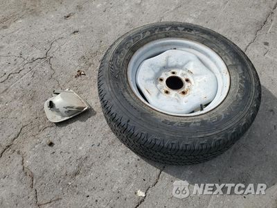 Zdjęcie 12 z 13 samochodu: 2001 FORD F150 SUPERCREW VIN:1FTRW07L91KB68554 - miniatura