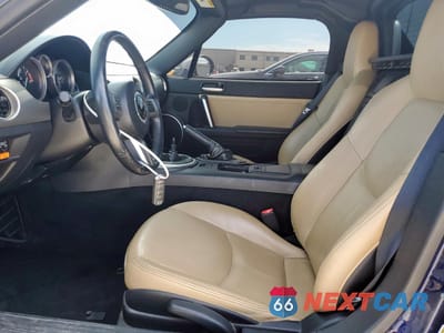 Zdjęcie 7 z 14 samochodu: 2009 MAZDA MX-5 MIATA VIN:JM1NC26F290201142 - miniatura