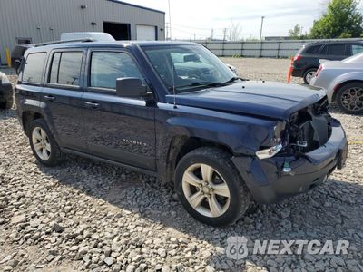 Czwarte zdjęcie samochodu z boku: 2012 JEEP PATRIOT LATITUDE VIN:1C4NJRFBXCD633702 - miniatura