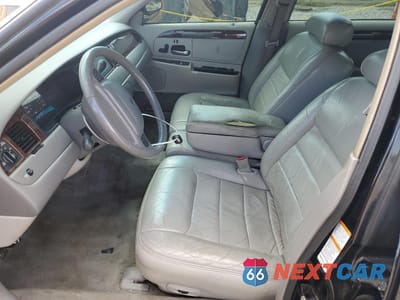 Zdjęcie 7 z 12 samochodu: 2000 LINCOLN TOWN CAR SIGNATURE VIN:1LNHM82W1YY914712 - miniatura