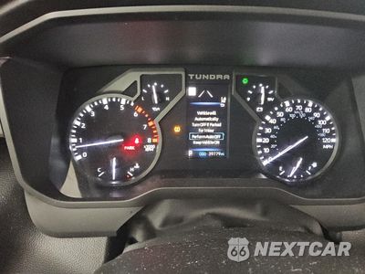 Zdjęcie 9 z 15 samochodu: 2024 TOYOTA TUNDRA CREWMAX SR VIN:5TFLA5DB5RX141878 - miniatura