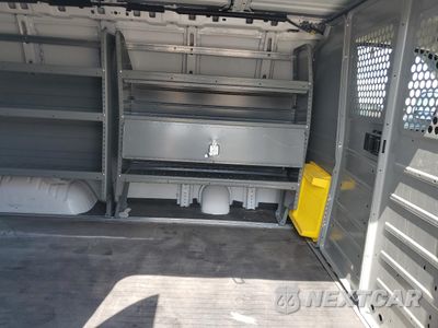 Zdjęcie 11 z 14 samochodu: 2023 GMC SAVANA G2500 VIN:1GTW7AFP4P1173900 - miniatura