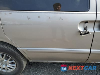 Zdjęcie 11 z 13 samochodu: 2000 NISSAN QUEST SE VIN:4N2XN11T9YD821002 - miniatura