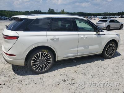 Trzecie zdjęcie samochodu z tyłu: 2020 LINCOLN CORSAIR RESERVE VIN:5LMCJ2C90LUL02605 - miniatura
