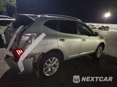 Trzecie zdjęcie samochodu z tyłu: 2015 NISSAN ROGUE SELECT S VIN:JN8AS5MT5FW150762 - miniatura