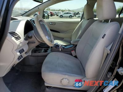 Zdjęcie 7 z 13 samochodu: 2011 NISSAN LEAF SV VIN:JN1AZ0CP2BT005126 - miniatura