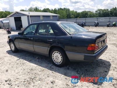 Drugie zdjęcie samochodu z przodu: 1993 MERCEDES-BENZ 300 E 2.8 VIN:WDBEA28E0PC002885 - miniatura
