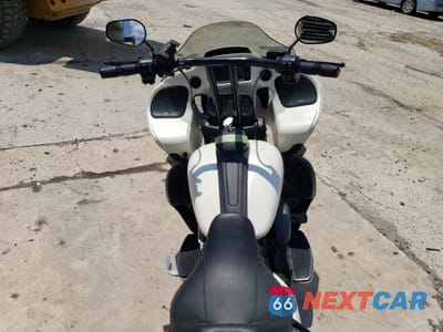 Zdjęcie 6 z 9 samochodu: 2015 HARLEY-DAVIDSON FLTRXS ROAD GLIDE SPECIAL VIN:1HD1KTM11FB659641 - miniatura