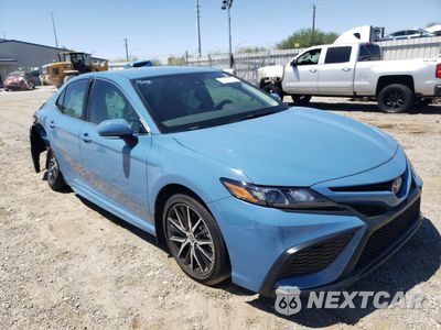 Czwarte zdjęcie samochodu z boku: 2023 TOYOTA CAMRY SE NIGHT SHADE VIN:4T1G11AK3PU103039 - miniatura