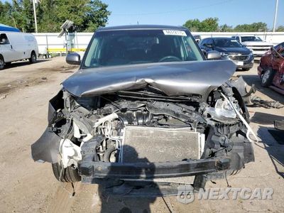 Piąte zdjęcie samochodu w środku: 2018 KIA SOUL + VIN:KNDJP3A52J7602158 - miniatura